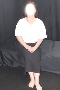 仁科 涼子(50)